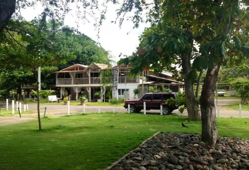 Hotelli M&m Beach House