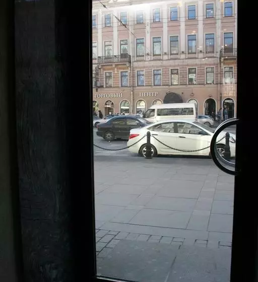 هتل Nevsky 98