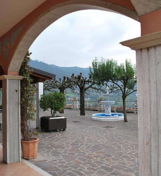 Отель Ristorante Albergo San Michele