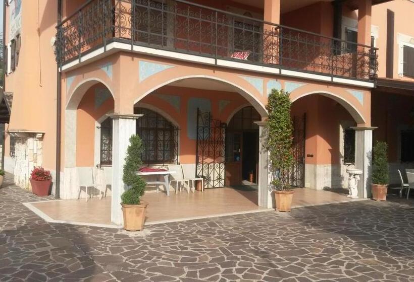 Отель Ristorante Albergo San Michele