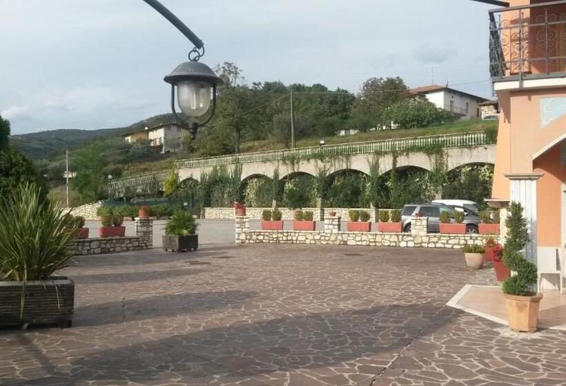 Отель Ristorante Albergo San Michele