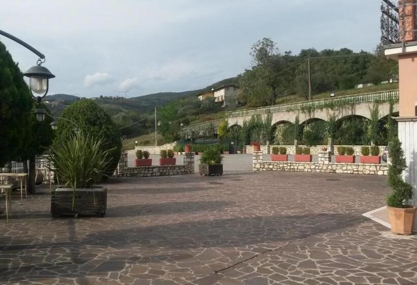 Отель Ristorante Albergo San Michele