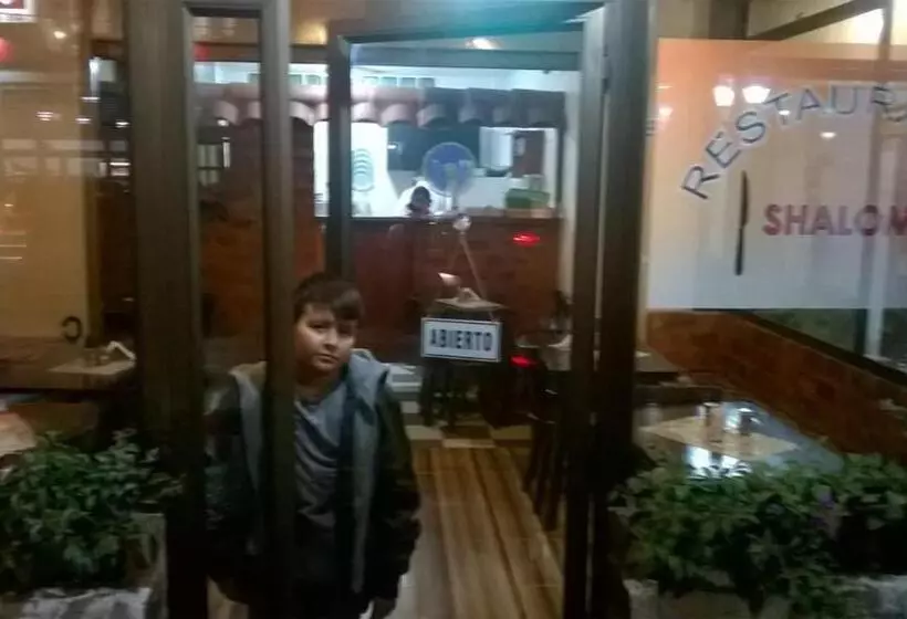 ホテル Shalom Phe Guaduas