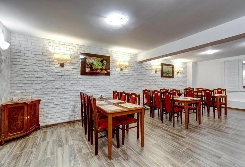 בית מלון כפרי Villa Melody