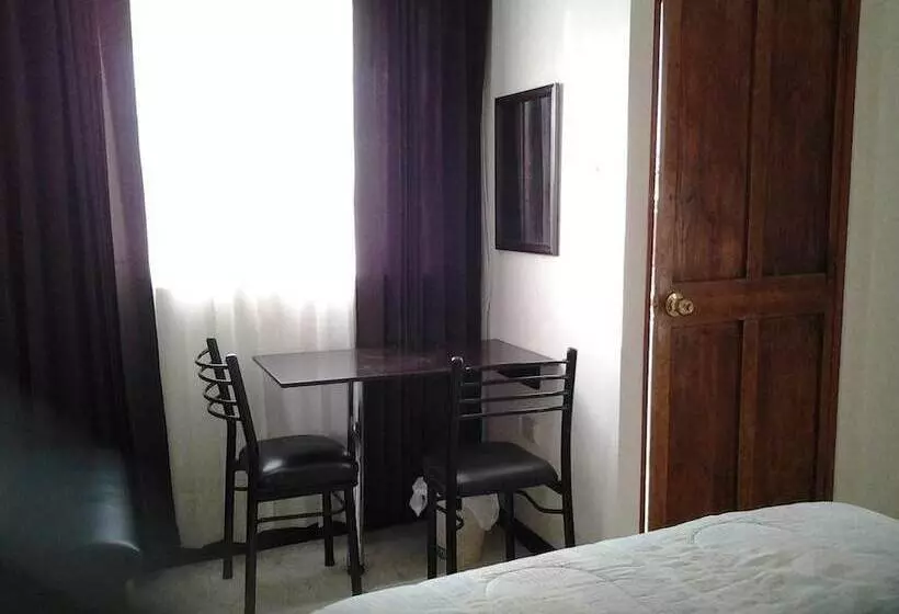 ベッドアンドブレックファースト Cabu Hostel