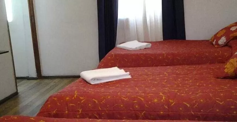 ベッドアンドブレックファースト Cabu Hostel