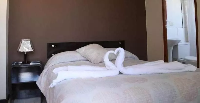 ベッドアンドブレックファースト Cabu Hostel