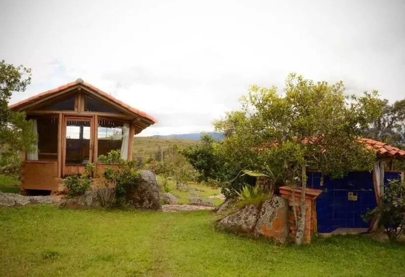تختخواب و صبحانه Mawasi Finca