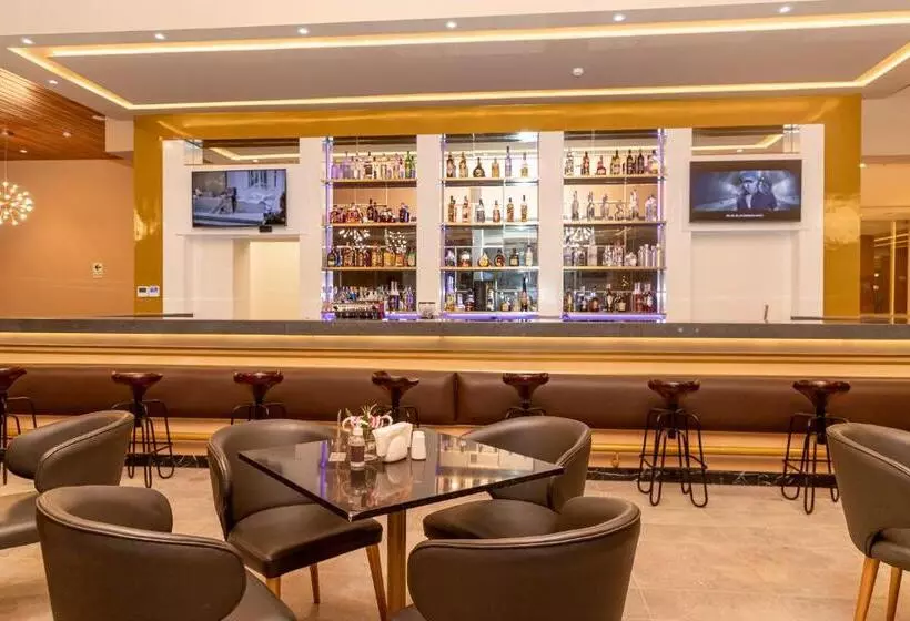 Dm Hoteles Tacna