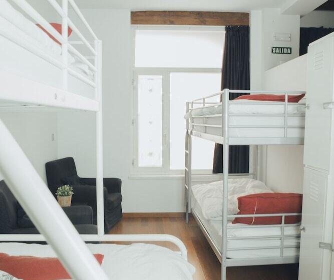 هاستل Isa Granada