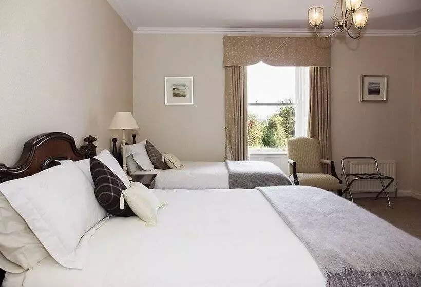 ホテル Ballinclea House