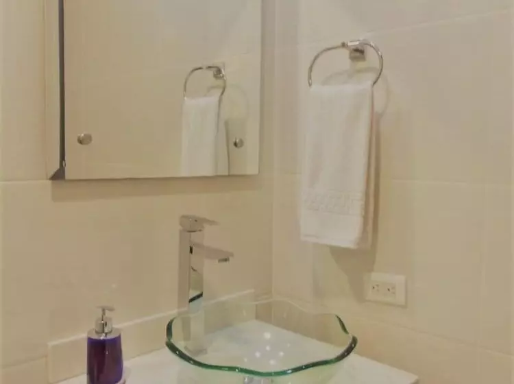 Hotelli Jade Spa