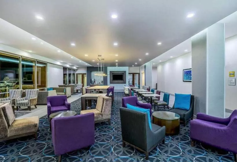 Hotelli La Quinta By Wyndham Houston Cypress