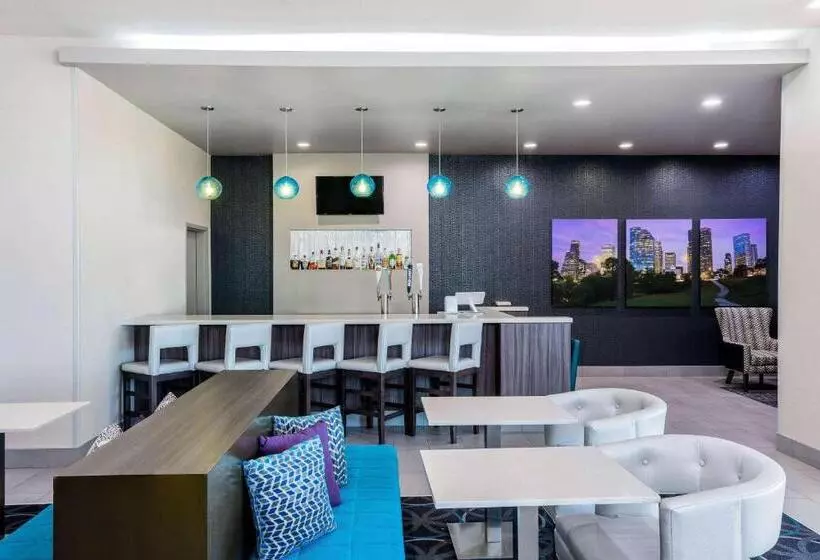Hotelli La Quinta By Wyndham Houston Cypress