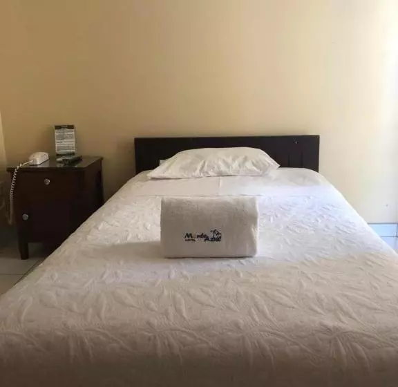 هتل Monte Azul