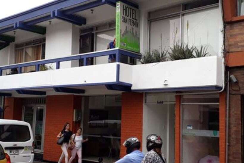 هتل San Fermin Pereira