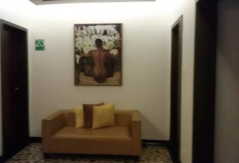 Hotelli San Fermin Pereira