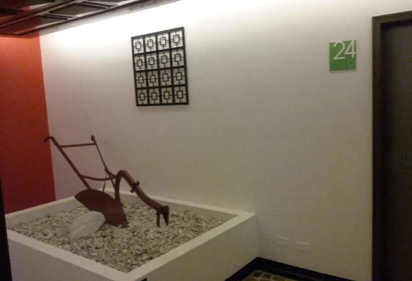 هتل San Fermin Pereira