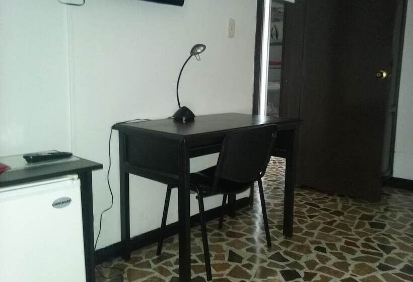 هتل San Fermin Pereira