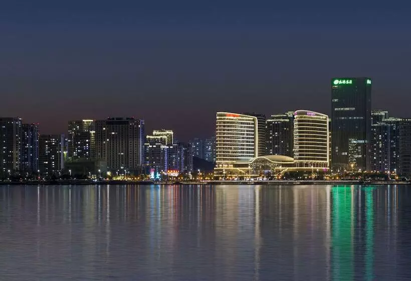 Hotelli Sheraton Qingdao West Coast