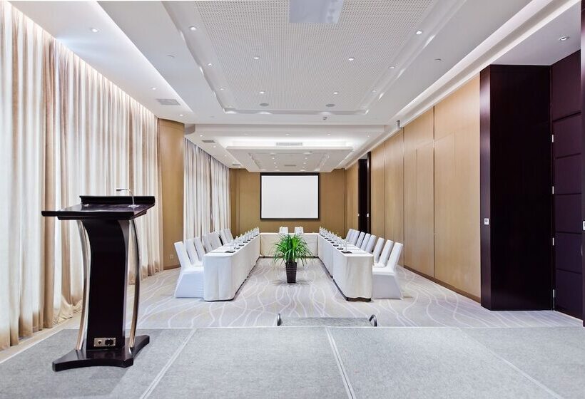 Otel Sheraton Qingdao West Coast