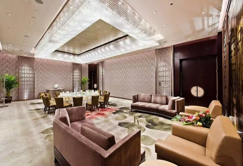 Hotelli Sheraton Qingdao West Coast