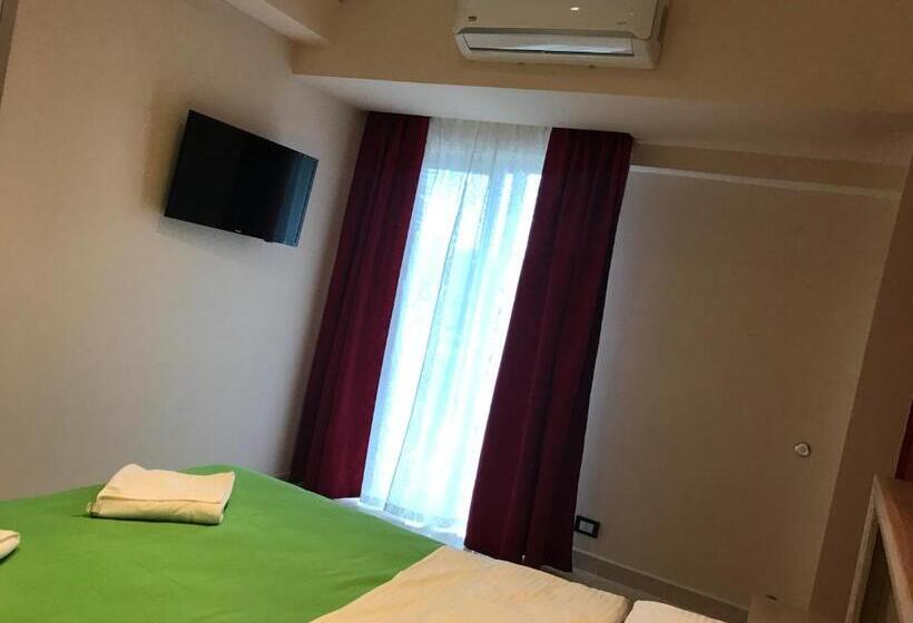 Пансион Vila Diamond