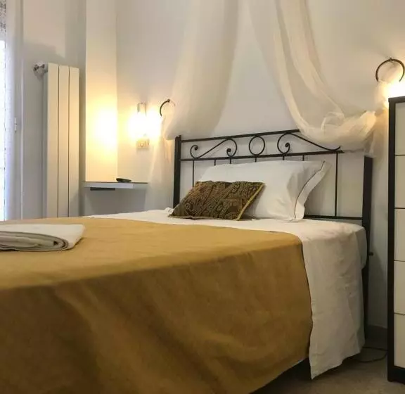 ホテル Villa Lina