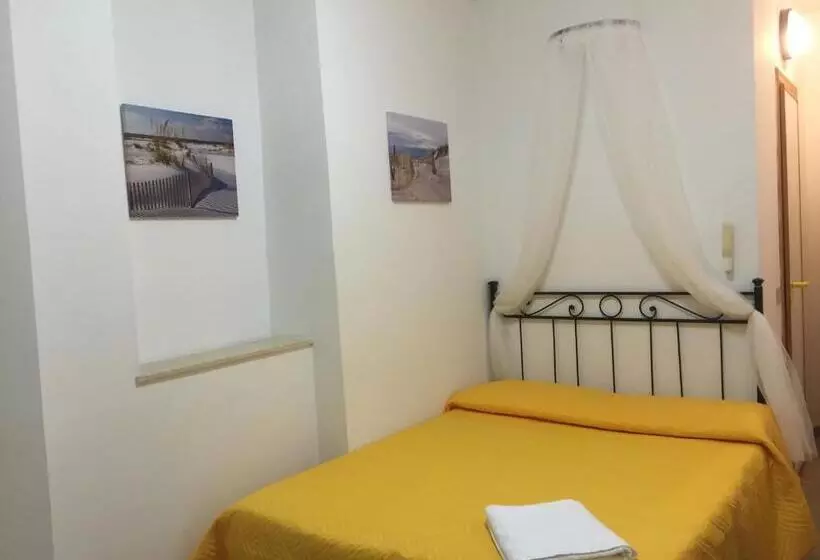 ホテル Villa Lina