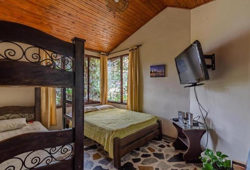 Retkeilymaja Casa Quimbaya