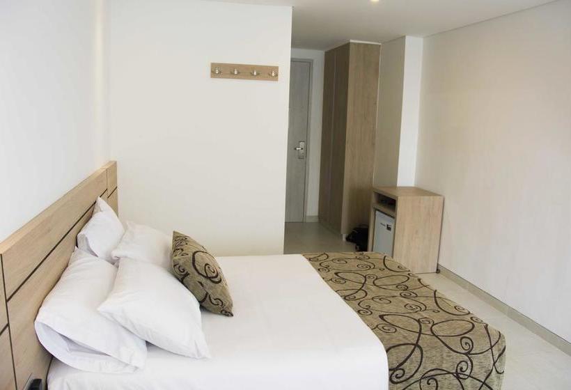 فندق Arawak Plaza