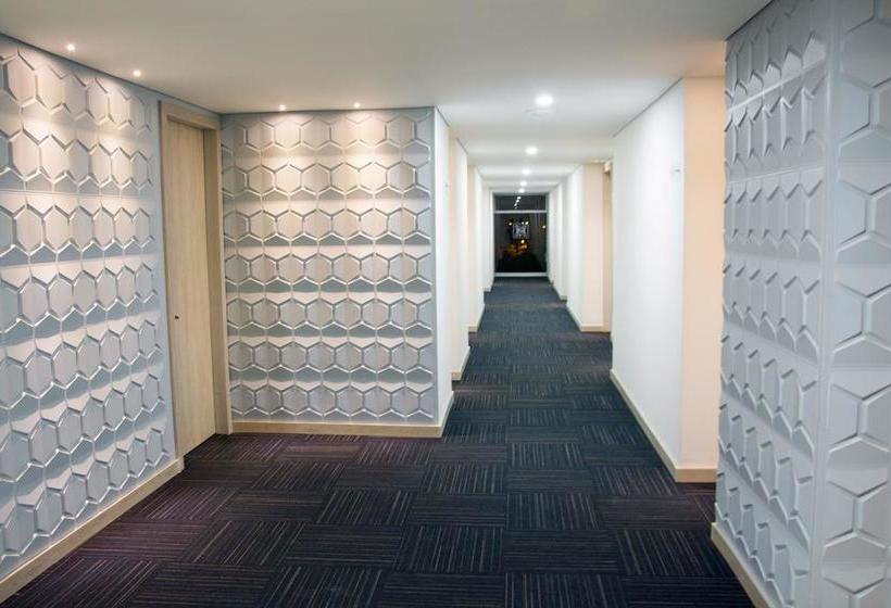 فندق Arawak Plaza