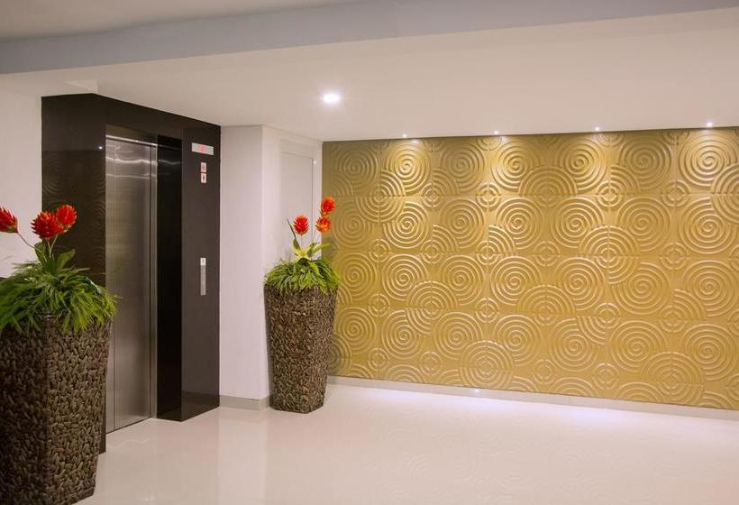 فندق Arawak Plaza