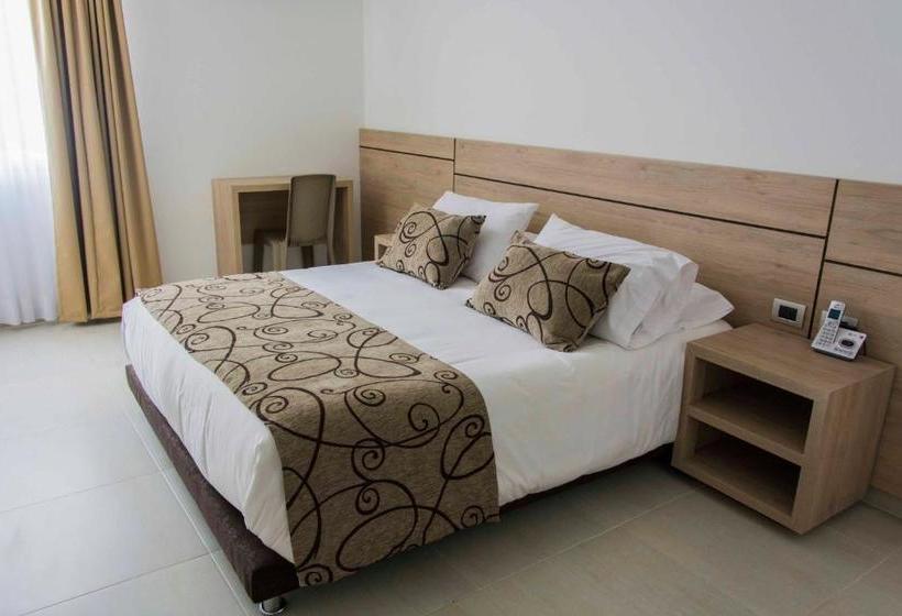 فندق Arawak Plaza