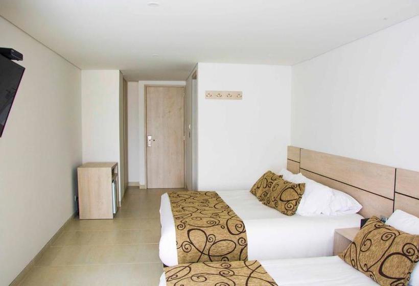 فندق Arawak Plaza