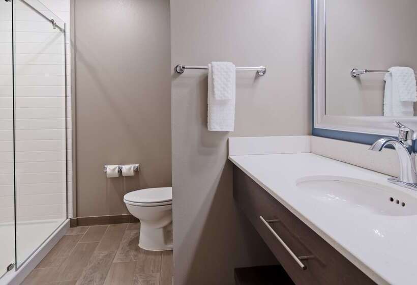 فندق Spark By Hilton Erie