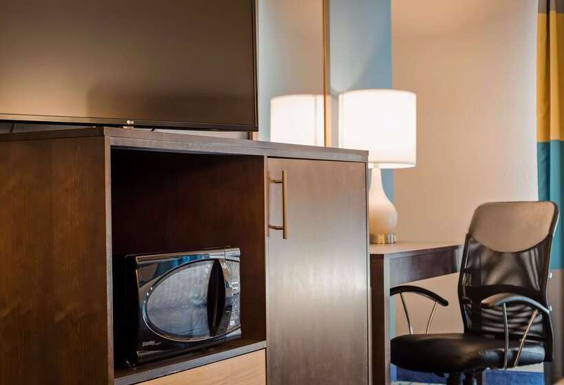 فندق Spark By Hilton Erie