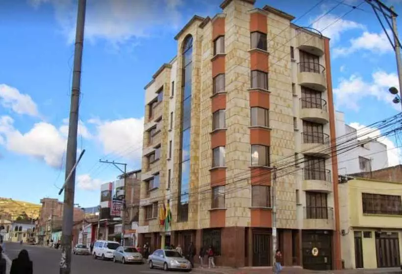 Hotelli Bolivar Plaza Pasto