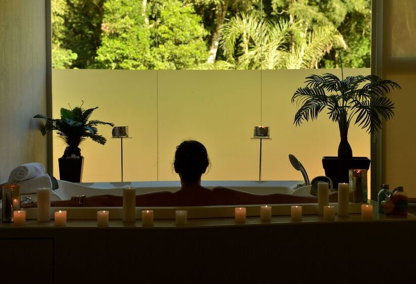 Falls Iguazú Hotel & Spa