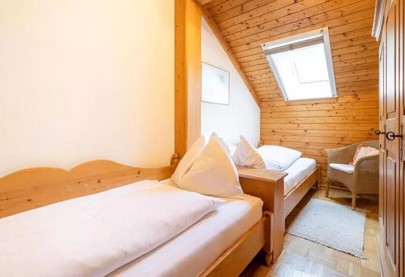 ホテル Gasthof Appartements Sportalm