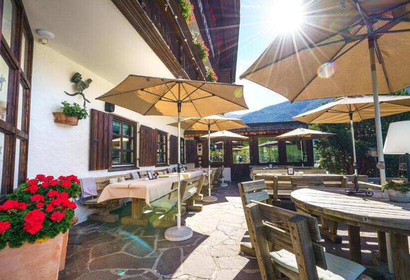 فندق Gasthof Appartements Sportalm