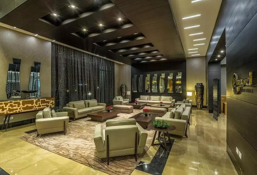 هتل Kin Plaza Arjaan By Rotana