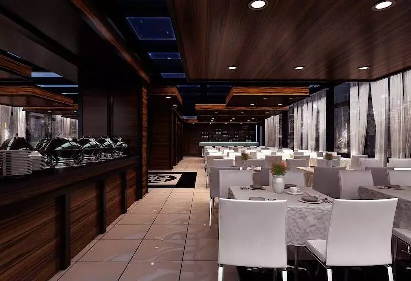 هتل Kin Plaza Arjaan By Rotana