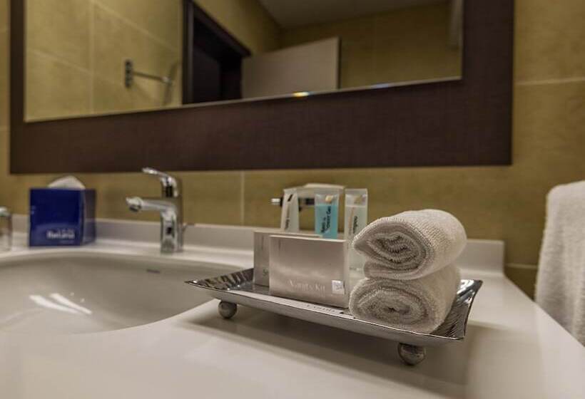 Hotel Kin Plaza Arjaan By Rotana