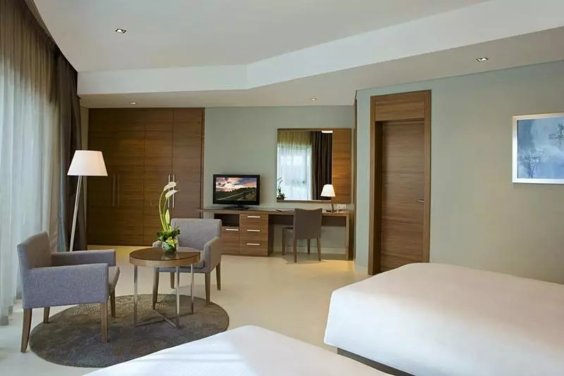 هتل Kin Plaza Arjaan By Rotana