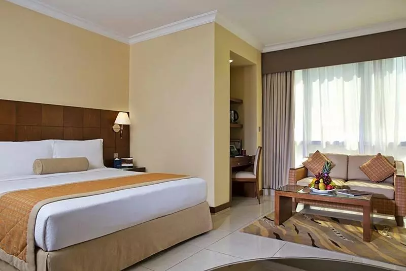 هتل Kin Plaza Arjaan By Rotana