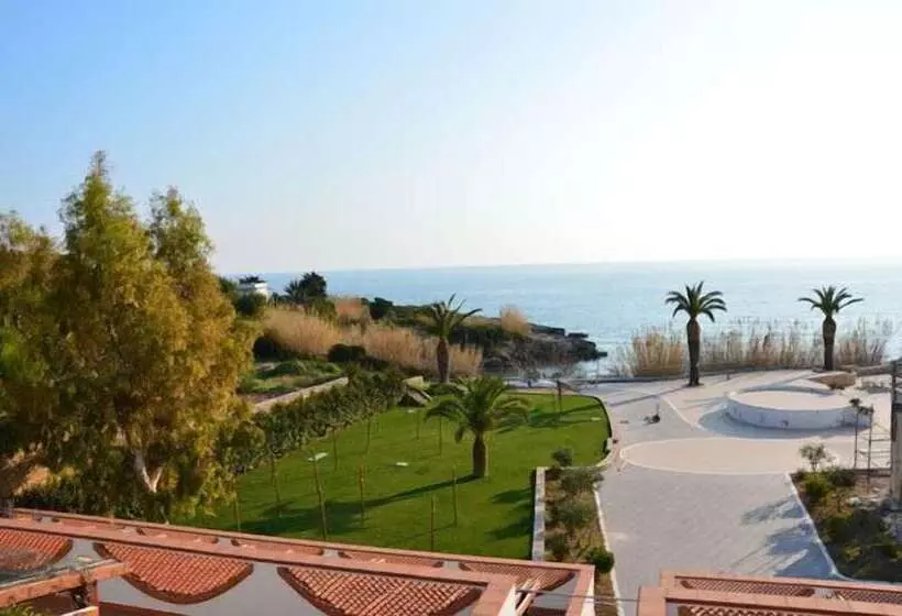 هتل Mon Reve Resort