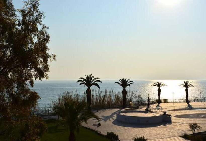فندق Mon Reve Resort