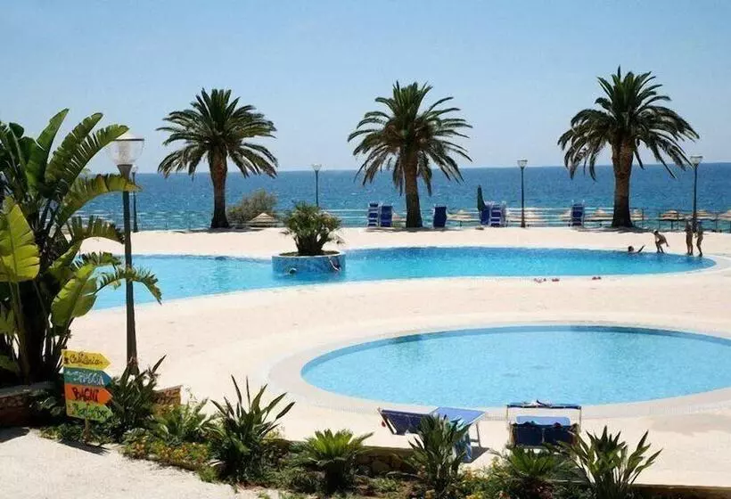 هتل Mon Reve Resort