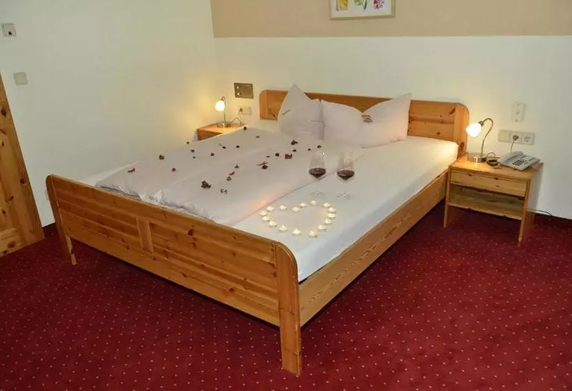 Hotelli Gasthof Rieder Stubn